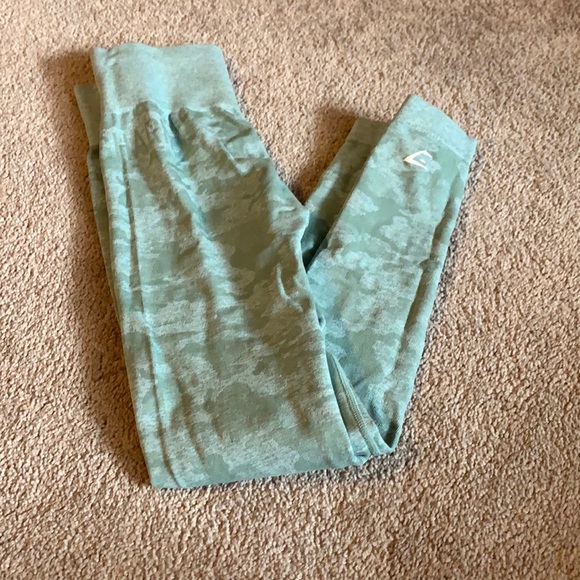 Gymshark Pants - Gymshark Camo leggings
